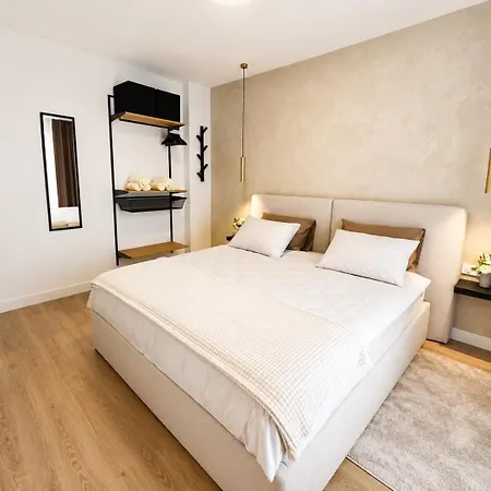 Stella Di - Pool - Free Ev - Self Check In Apartment